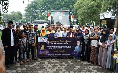Lestari Moerdijat Ajak Masyarakat Kudus Berziarah ke Makam Lima Wali